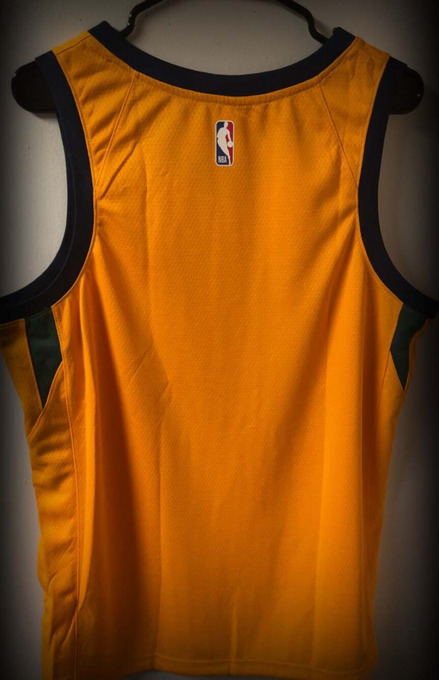 Utah Jazz Jordan NBA Connected Jersey Gold Black Size M - Picture 6 of 8